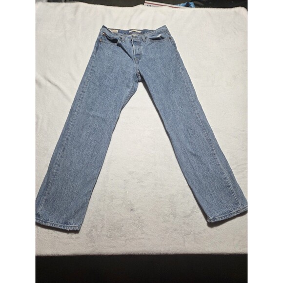 Levis Jeans Womens Wedgie Straight Size 27x28 Blue Button Fly Medium Wash Denim - Picture 1 of 14